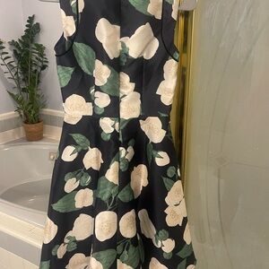 Chic Black Floral Midi Dress